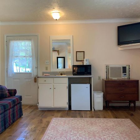 The Chimney Rock Inn & Cottages Esterno foto