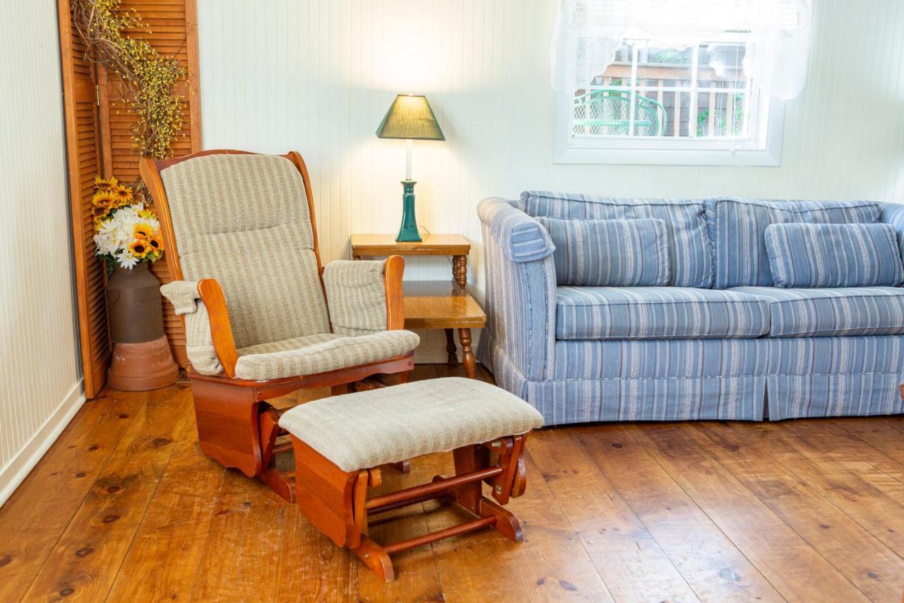 The Chimney Rock Inn & Cottages Esterno foto