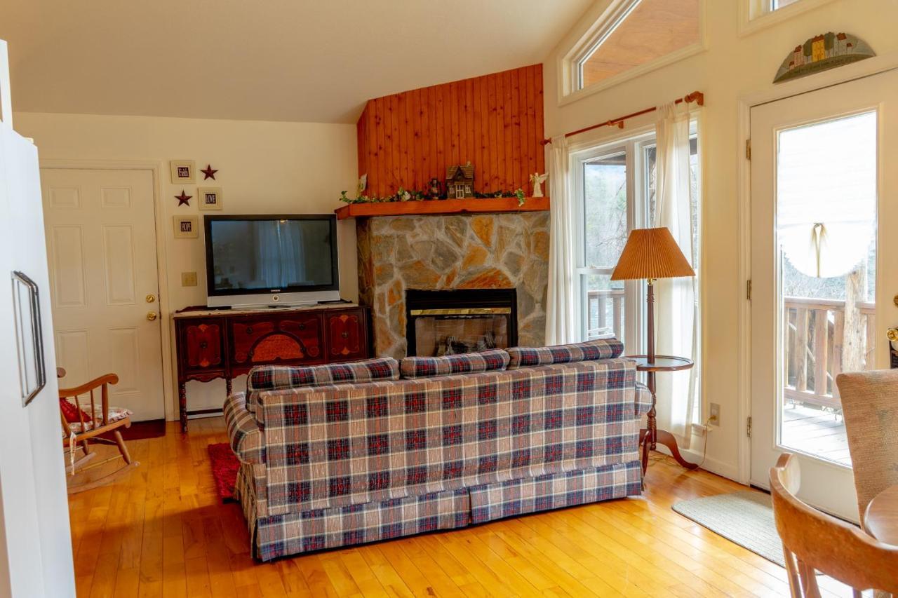 The Chimney Rock Inn & Cottages Esterno foto