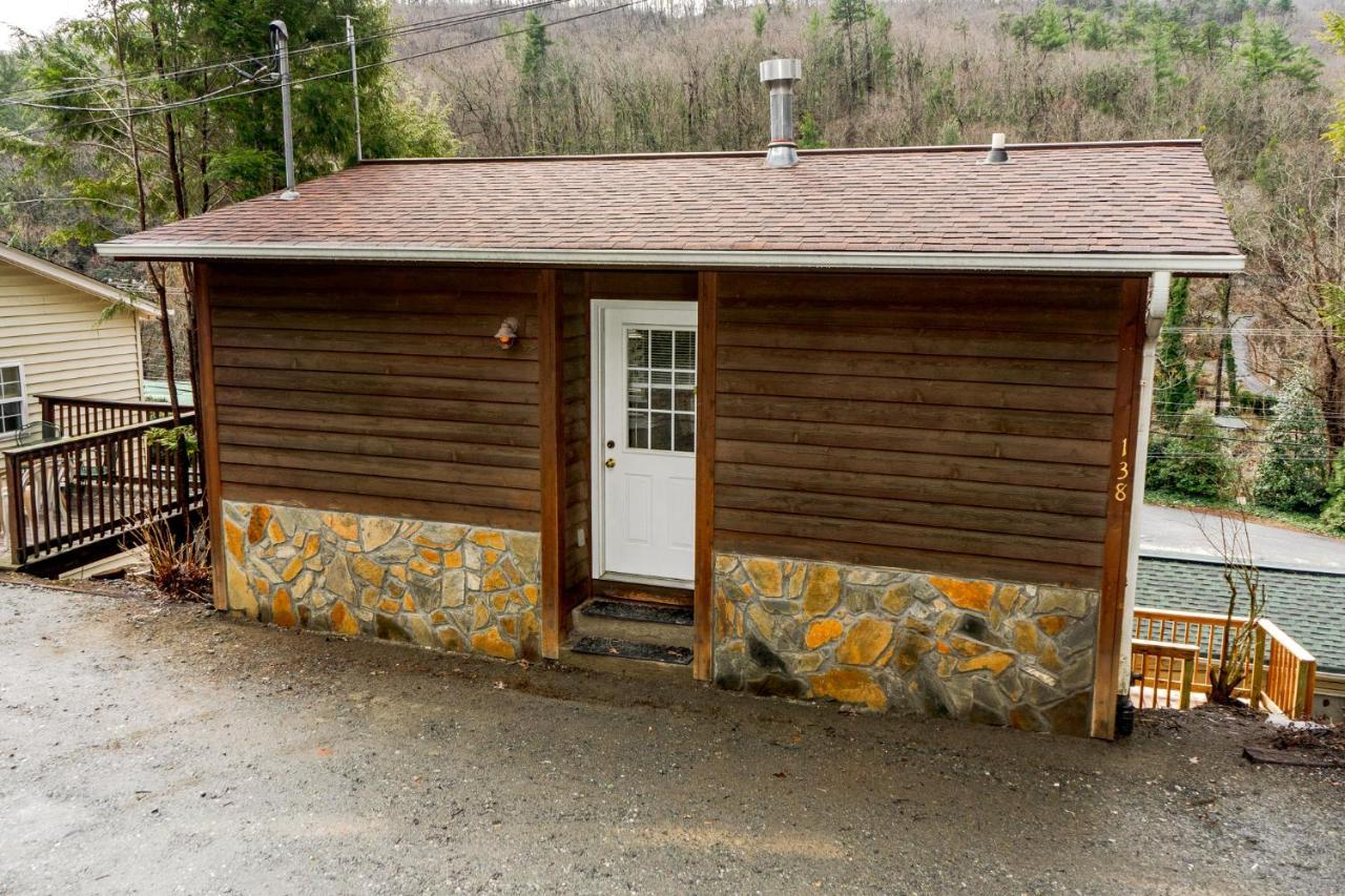 The Chimney Rock Inn & Cottages Esterno foto
