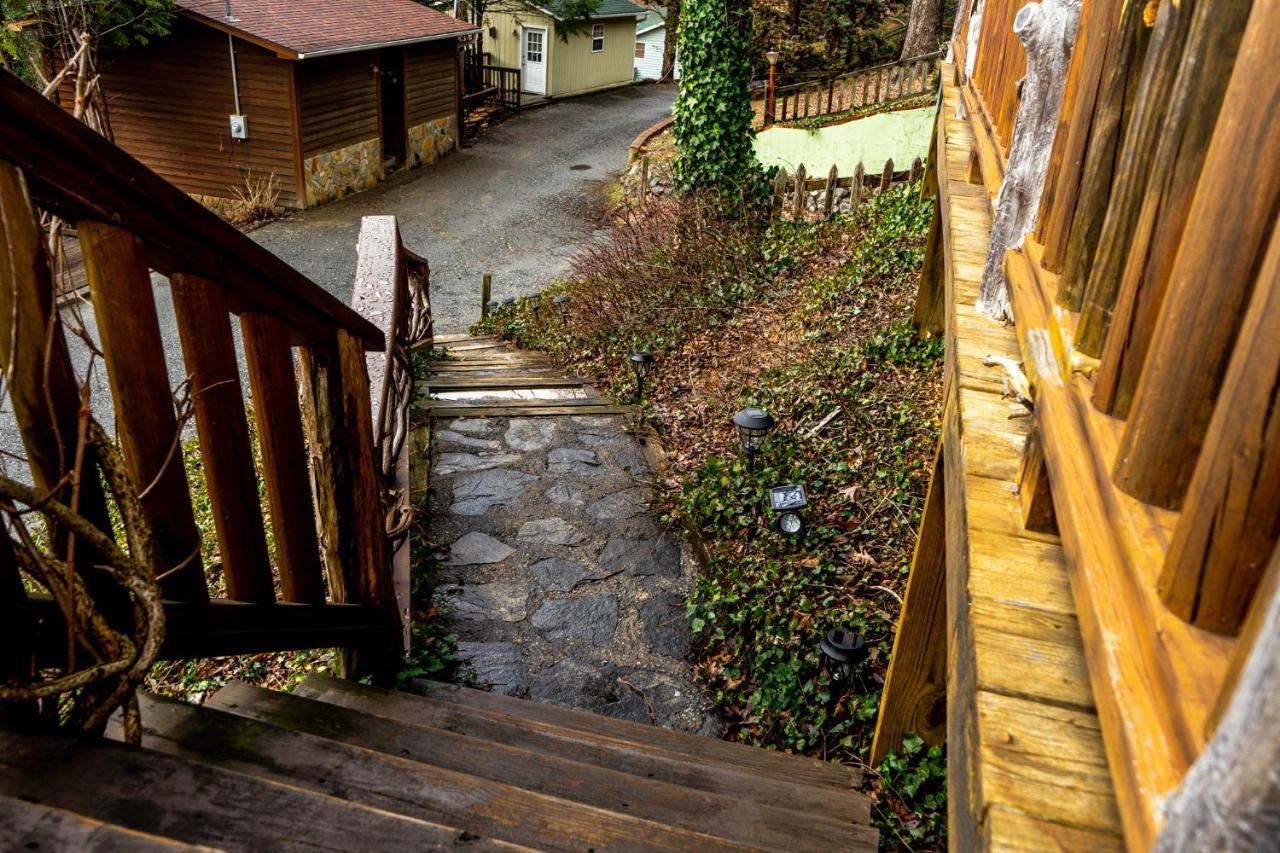 The Chimney Rock Inn & Cottages Esterno foto
