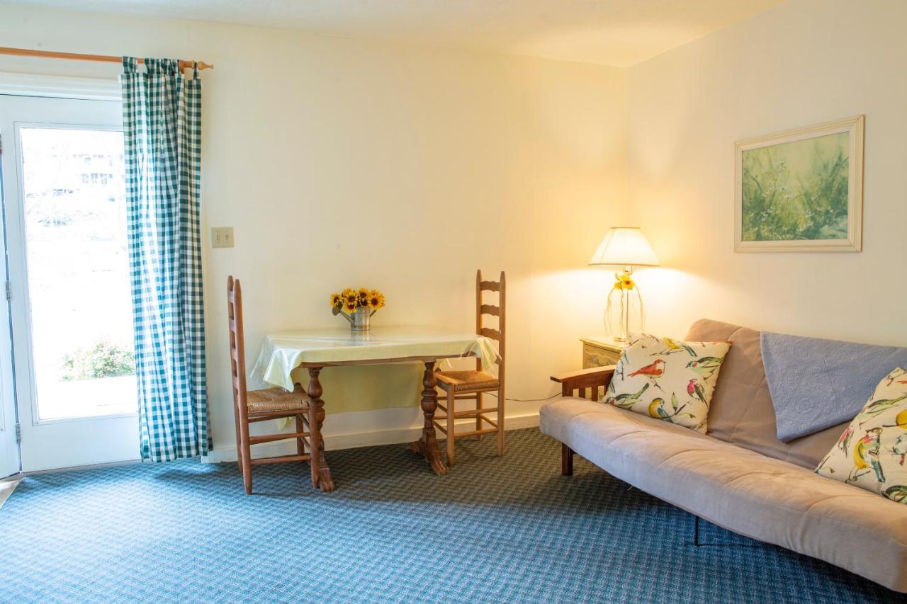 The Chimney Rock Inn & Cottages Esterno foto
