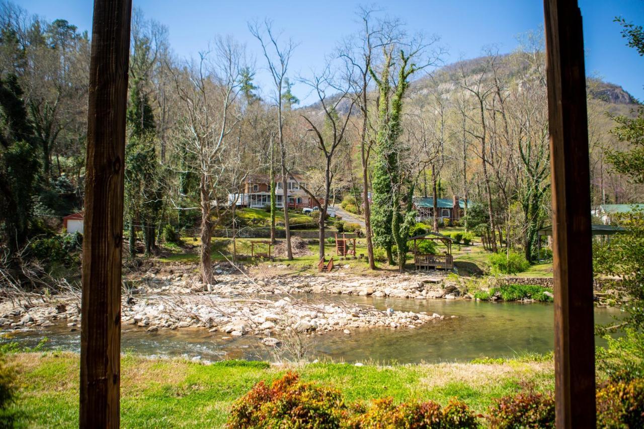 The Chimney Rock Inn & Cottages Esterno foto