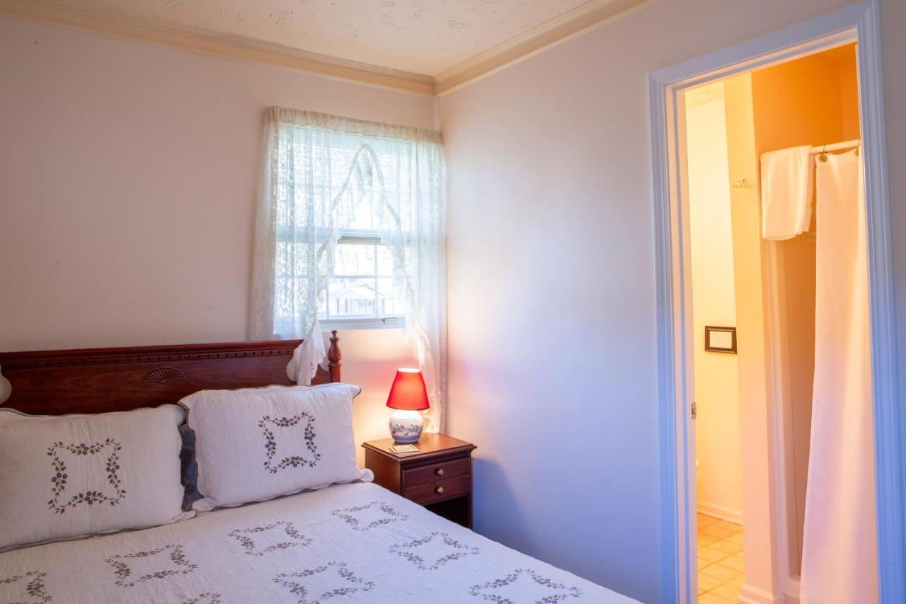 The Chimney Rock Inn & Cottages Esterno foto